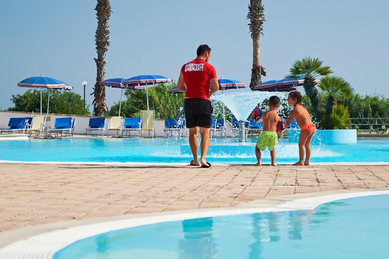 Alba Azzurra - Cdshotels Торе дел'Орсо Екстериор снимка