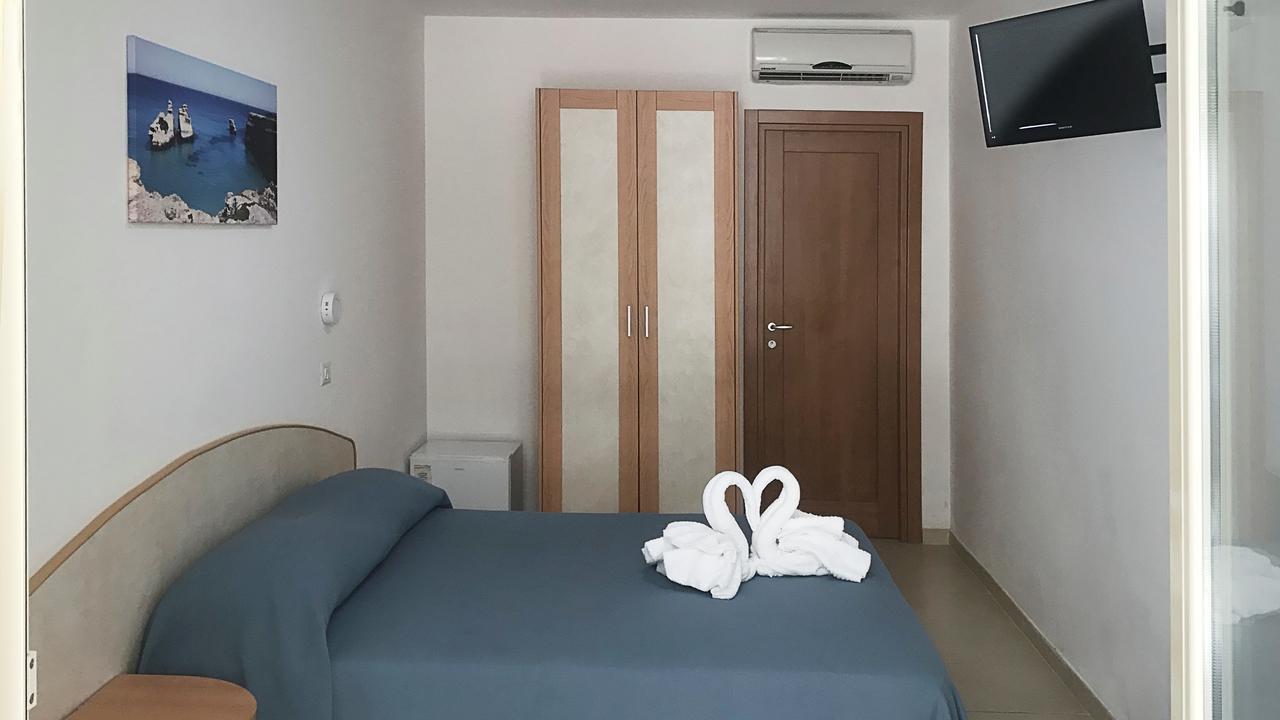 Alba Azzurra - Cdshotels Торе дел'Орсо Екстериор снимка